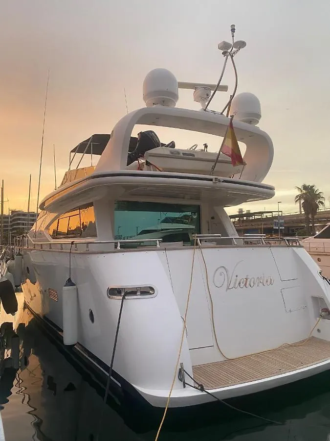 Botel Yacht 20Metros Hotel Sant Adria de Besos